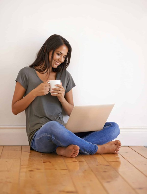 Comment les nouvelles technologies de connectivité affectent-elles la gestion des véhicules autonomes ?